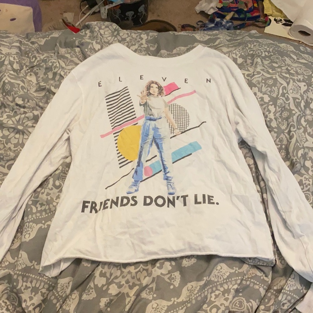 white stranger things shirt, size small
